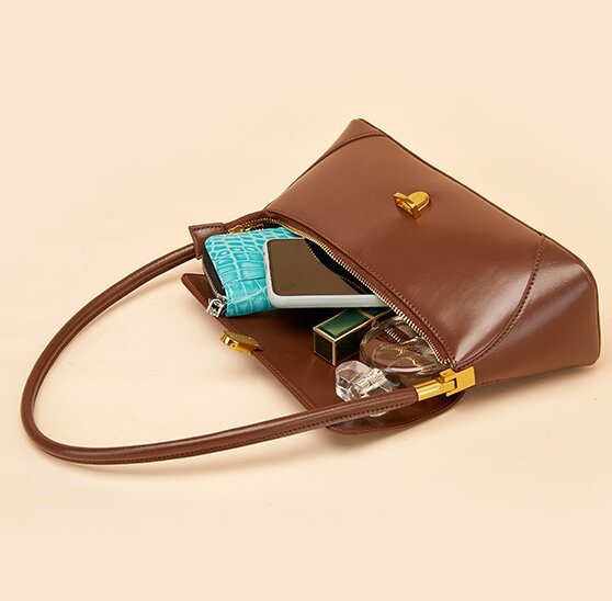 高級感 !|茶|黒|白|カーキ|4色|牛革ショルダーバッグ|牛革ハンドバッグ