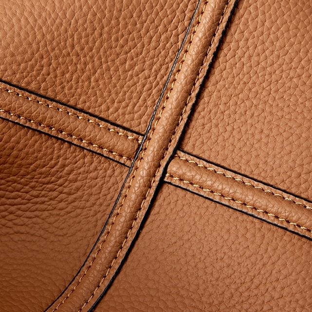 エレガントで高級感！•カラメル|黒|2色•3WAY•上質な厚手な天然軟めな牛革ハンドバッグ•牛革ショルダーバッグ