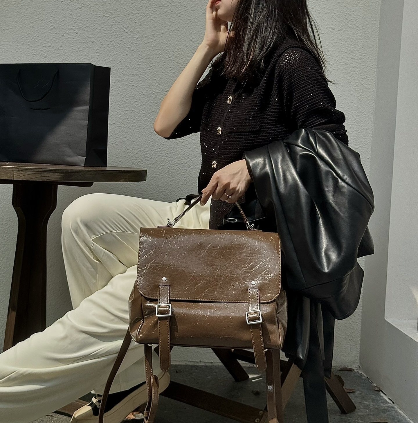 ▪高級感 ！ ▪4色•3つの使用モードを切り替え自在▪天然な牛革リユックバック▪牛革ショルダーバッグ▪ハンドバッグ