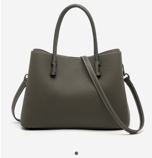 洗練感 ！•茶|黒|カーキ|濃い緑|4色•天然牛革ハンドバッグ•牛革ショルダーバッグ