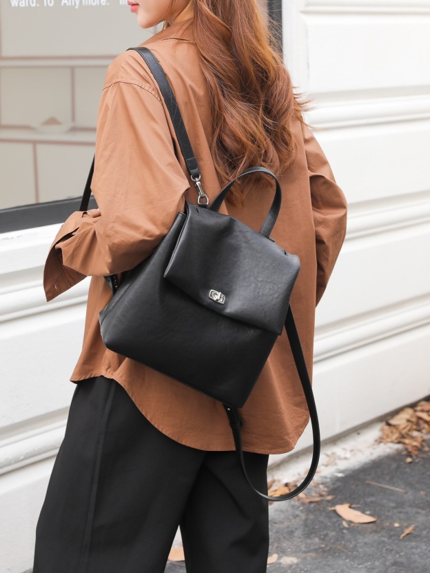 3in1多機能！•3色•3つの使用モードを切り替え自在！•天然な牛革リユックバック•牛革ショルダーバッグ•ハンドバッグ