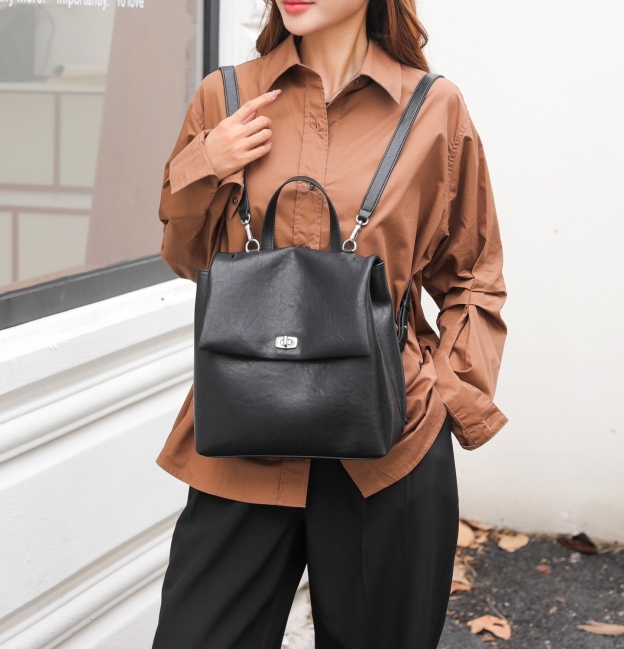 3in1多機能！•3色•3つの使用モードを切り替え自在！•天然な牛革リユックバック•牛革ショルダーバッグ•ハンドバッグ