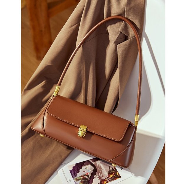 高級感 !|茶|黒|白|カーキ|4色|牛革ショルダーバッグ|牛革ハンドバッグ