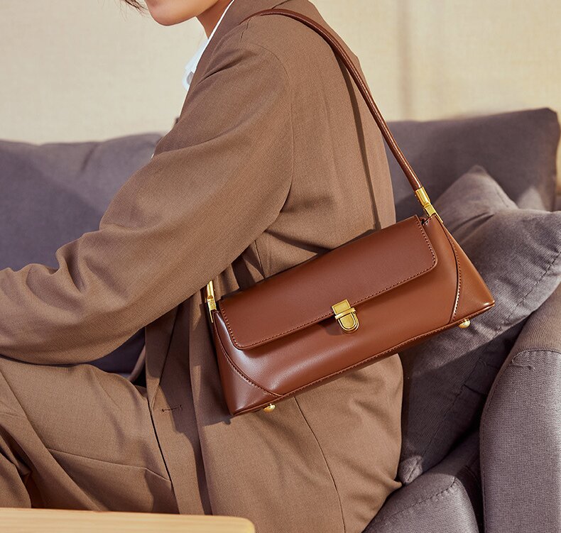 高級感 !|茶|黒|白|カーキ|4色|牛革ショルダーバッグ|牛革ハンドバッグ