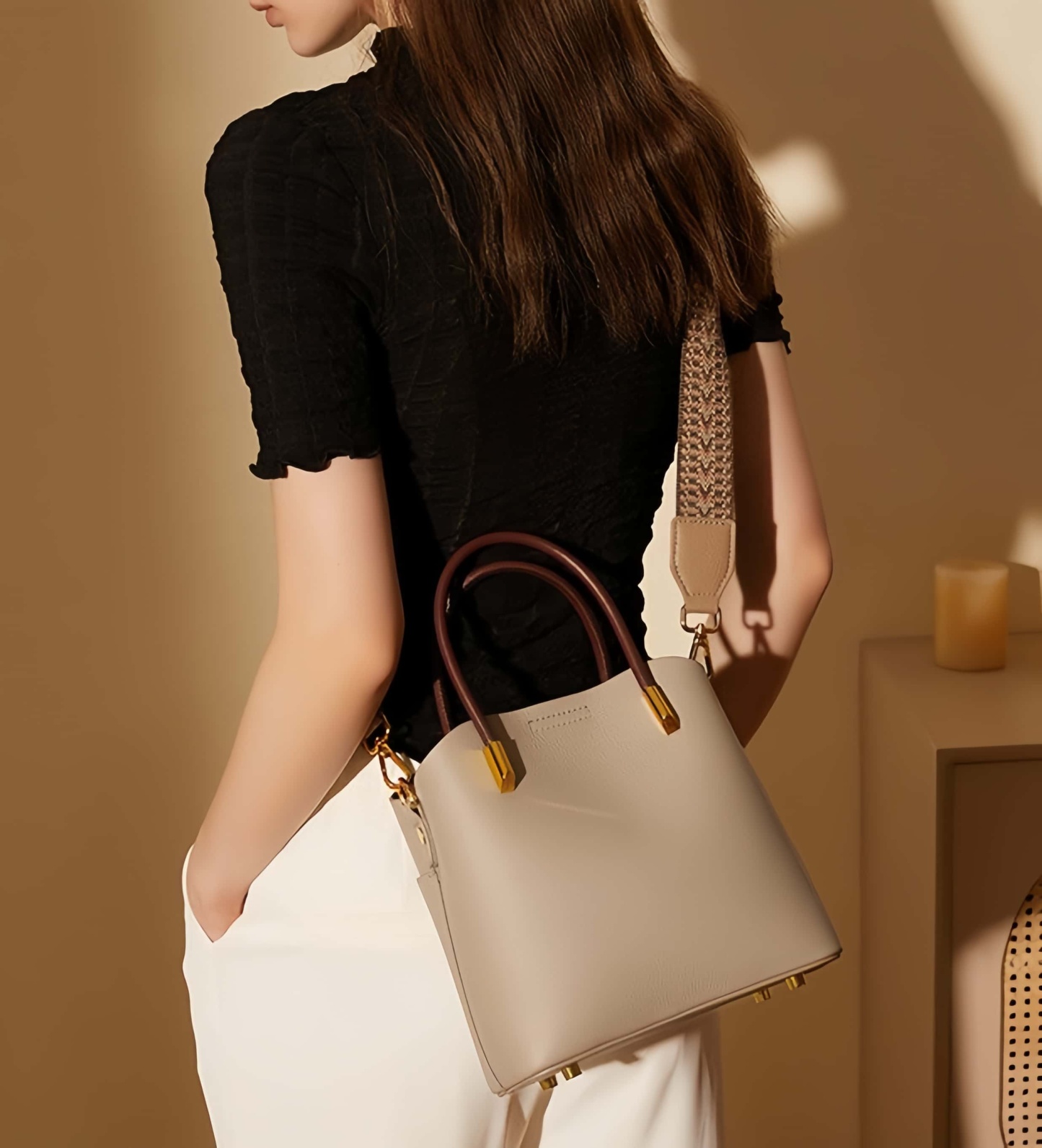 おしゃれで素敵！黒|カーキ|カラメル|3色|牛革ハンドバッグ｜牛革斜め掛けバッグ｜牛革ショルダ一バッグ