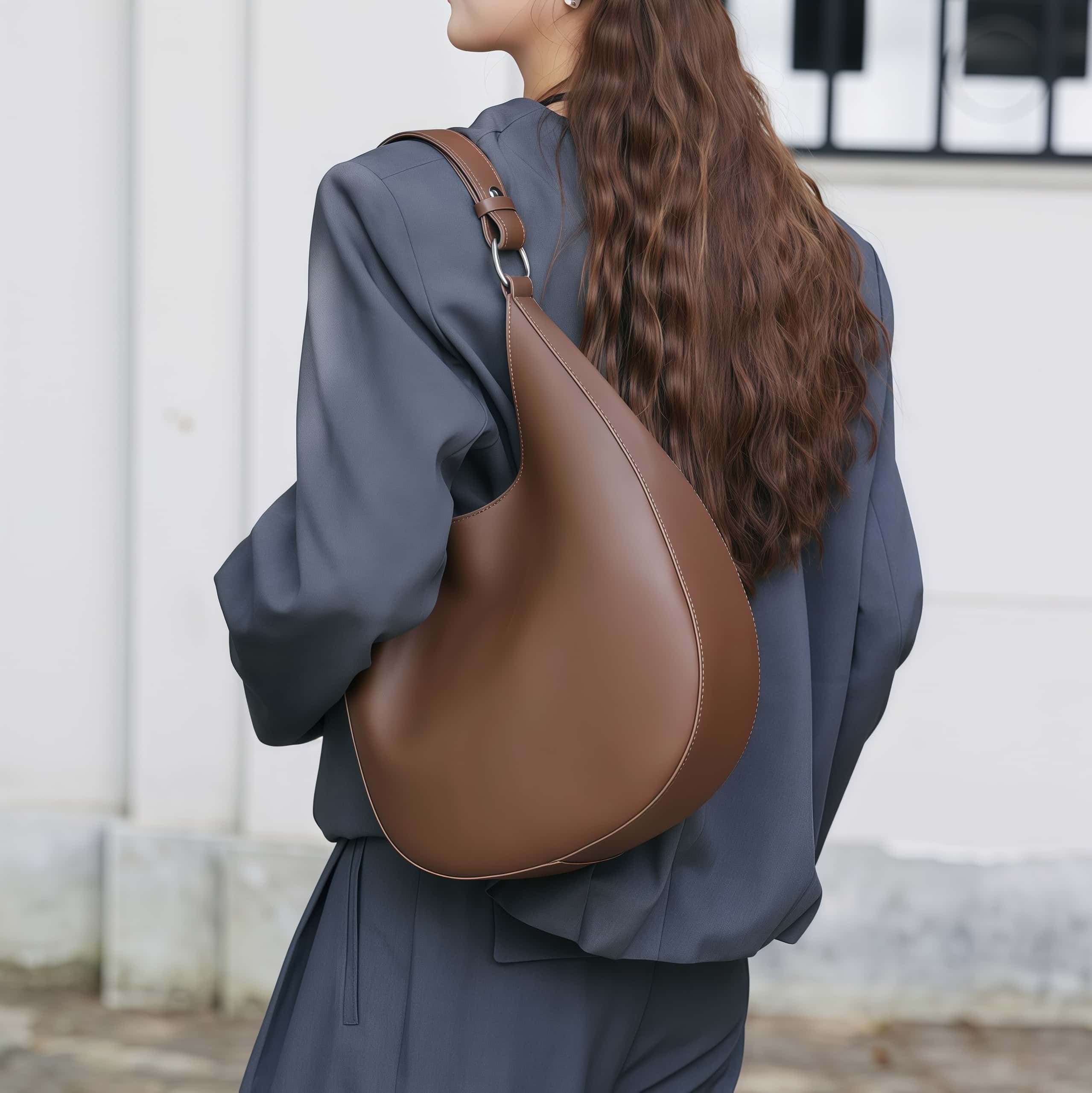 おしゃれで素敵！•カラメル|黒|茶|3色•天然牛革ショルダーバッグ•牛革トートバッグ