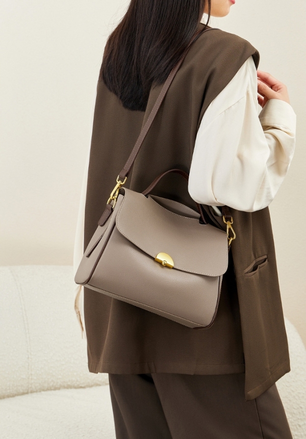 おしゃれで素敵 ！|3WAY|カーキ|乳白|茶|3色|天然牛革ハンドバッグ|牛革斜ショルダーバッグ