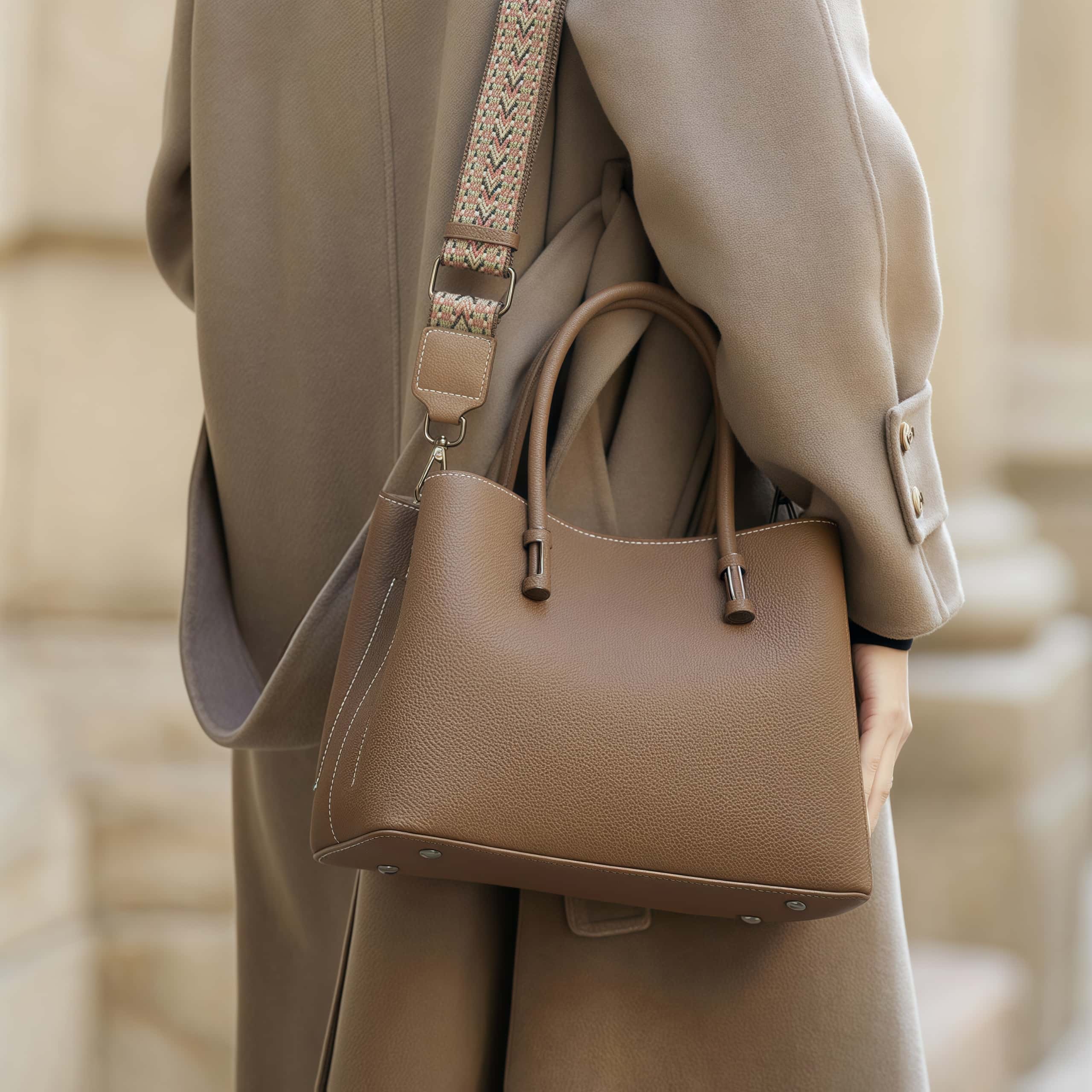 洗練感 ！•茶|黒|カーキ|濃い緑|4色•天然牛革ハンドバッグ•牛革ショルダーバッグ