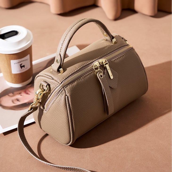 洗練されたエレガンス ！•グレー|黒|カラメル|3色•3WAY•天然牛革ハンドバッグ•牛革ショルダーバッグ