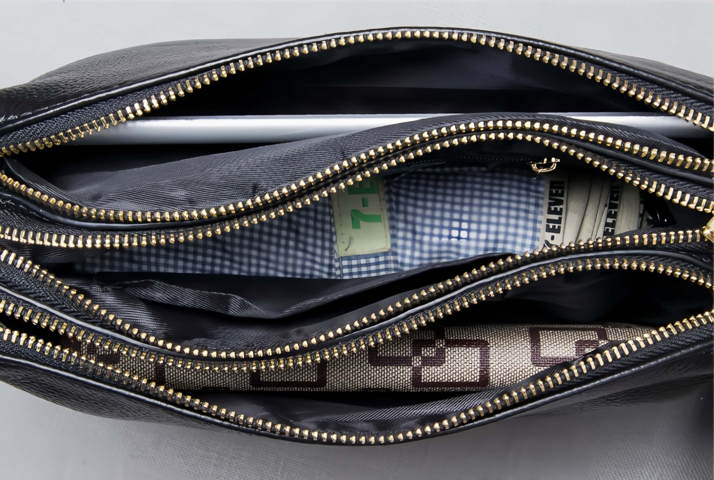 4色|斜め掛けバッグ|牛革斜ショルダーバッグ|肩掛けバッグ