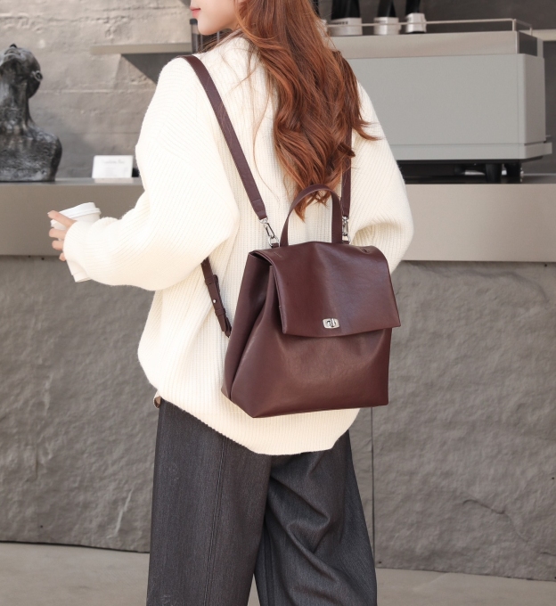 3in1多機能！•3色•3つの使用モードを切り替え自在！•天然な牛革リユックバック•牛革ショルダーバッグ•ハンドバッグ