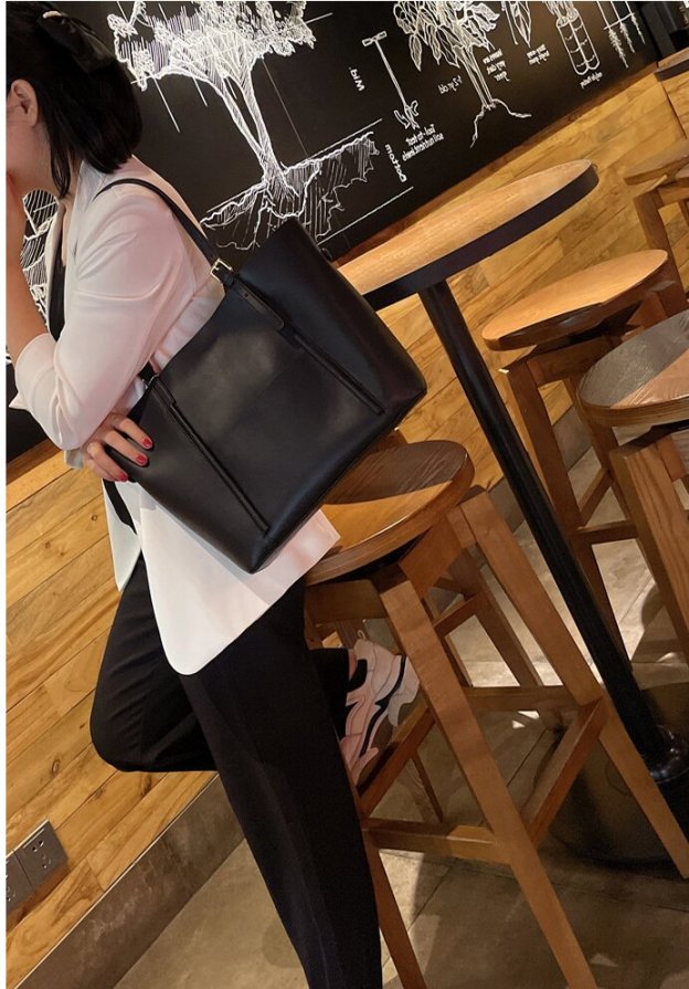 オールシーズン対応♦モダンでエレガント ♦上質な天然牛革トートバッグ ♦通勤に最適