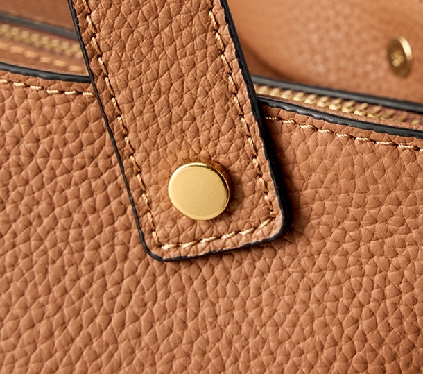 エレガントで高級感！•カラメル|黒|2色•3WAY•上質な厚手な天然軟めな牛革ハンドバッグ•牛革ショルダーバッグ