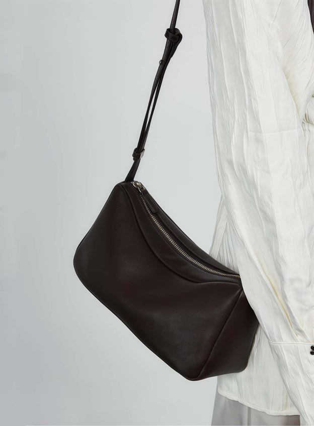 新発売！|ベージュ|黒|コーヒー|3色|牛革サコッシュ|牛革ショルダーバッグ|携帯ポーチ|牛革斜め掛けバッグ