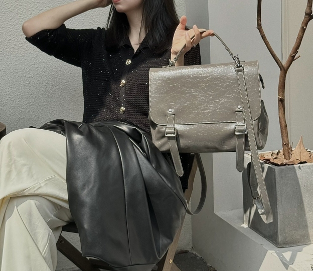 ▪高級感 ！ ▪4色•3つの使用モードを切り替え自在▪天然な牛革リユックバック▪牛革ショルダーバッグ▪ハンドバッグ