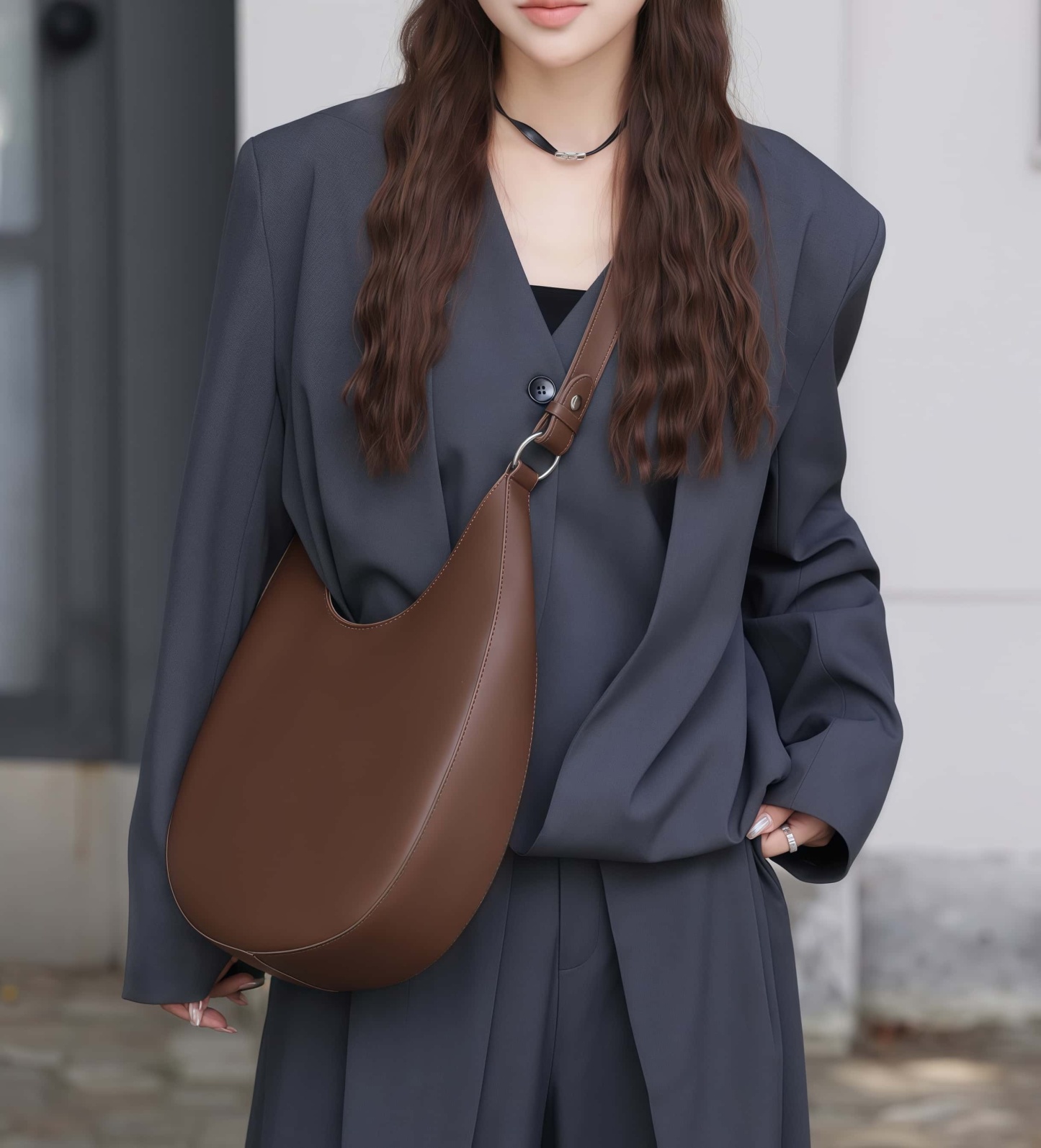 おしゃれで素敵！•カラメル|黒|茶|3色•天然牛革ショルダーバッグ•牛革トートバッグ