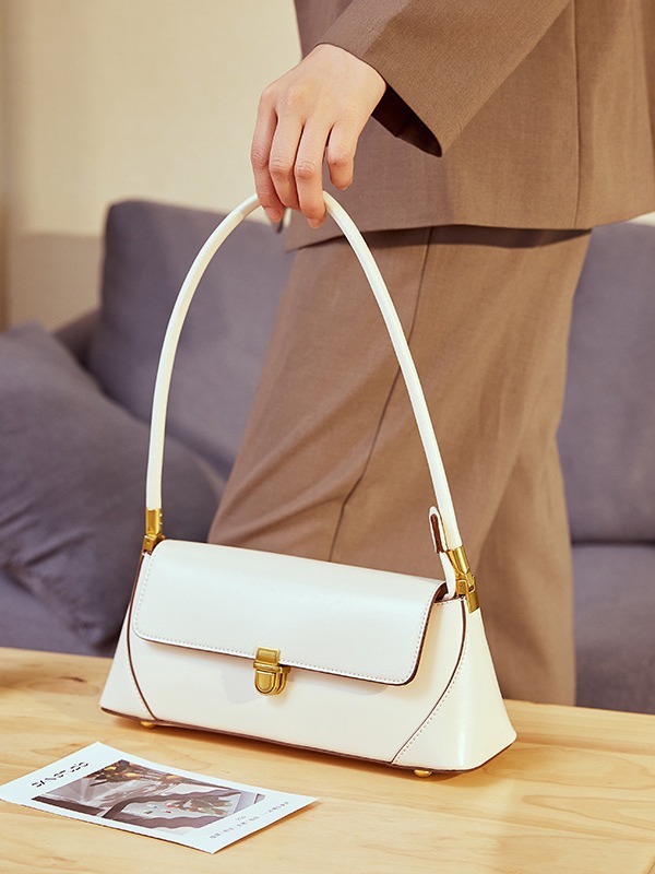 高級感 !|茶|黒|白|カーキ|4色|牛革ショルダーバッグ|牛革ハンドバッグ