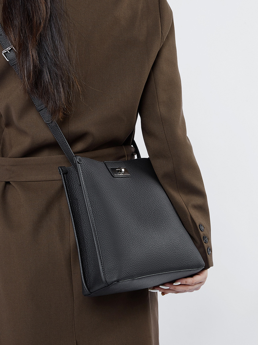 細部まで丁寧 ！|黒|カーキ|天然牛革斜ショルダーバッグ|牛革肩掛けバッグ