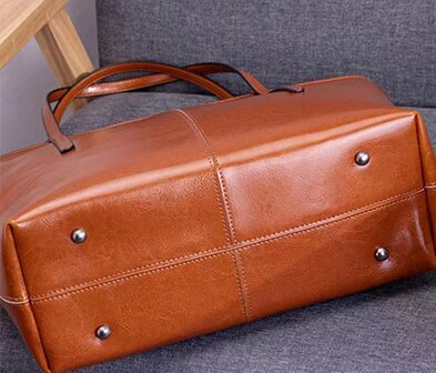 7色もっと選択※ユニセックス※上質な植物鞣し牛革トートバッグ※通勤|旅行