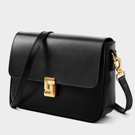 軽くて持ちやすい ！黒|白|コーヒー|カラメル|4色|牛革斜ショルダーバッグ