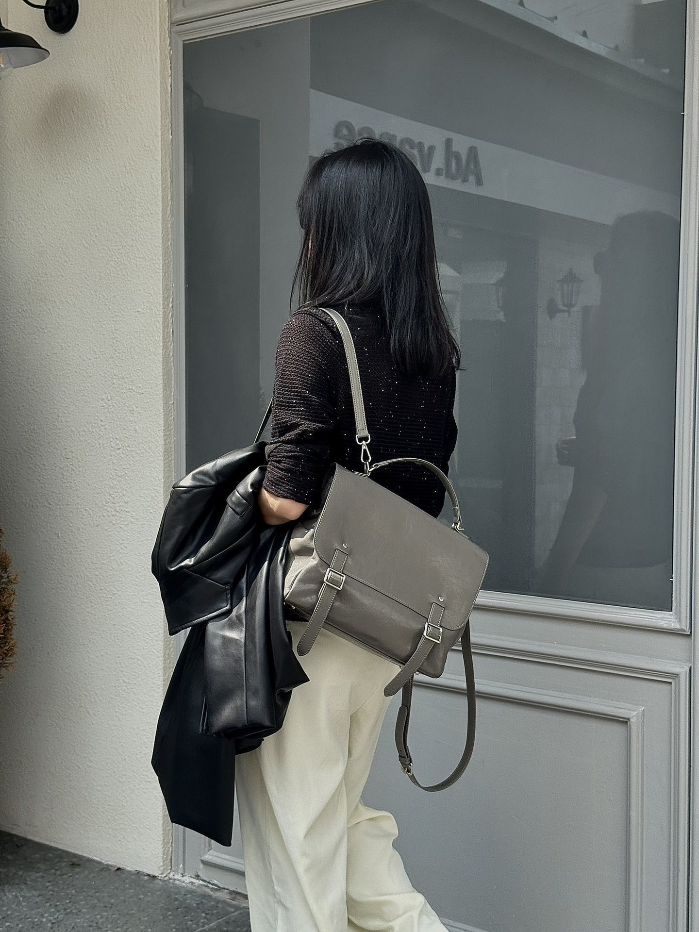 ▪高級感 ！ ▪4色•3つの使用モードを切り替え自在▪天然な牛革リユックバック▪牛革ショルダーバッグ▪ハンドバッグ