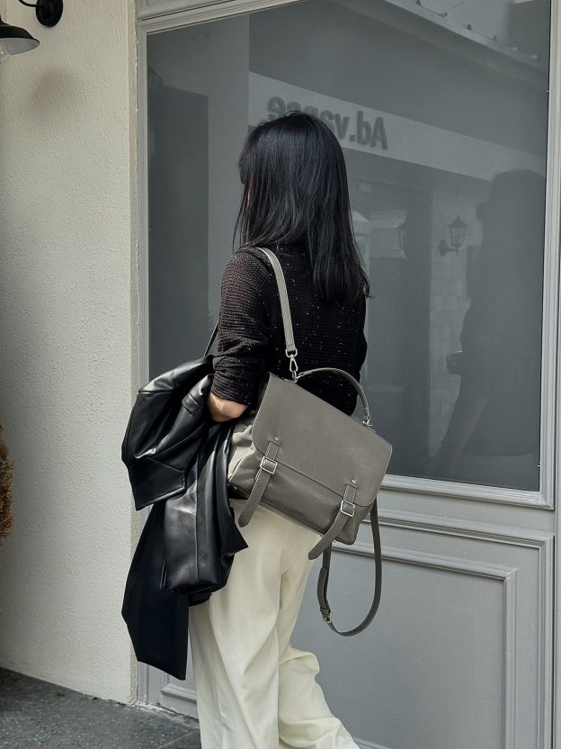 ▪高級感 ！ ▪4色•3つの使用モードを切り替え自在▪天然な牛革リユックバック▪牛革ショルダーバッグ▪ハンドバッグ