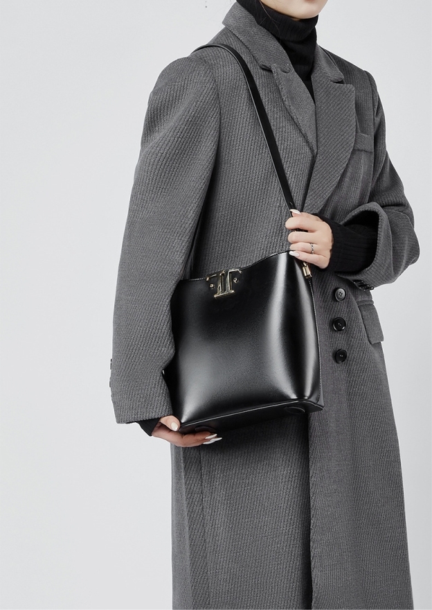 天然牛革斜ショルダーバッグ| 牛革肩掛けバッグ