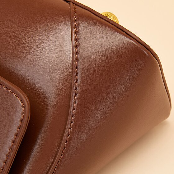 高級感 !|茶|黒|白|カーキ|4色|牛革ショルダーバッグ|牛革ハンドバッグ