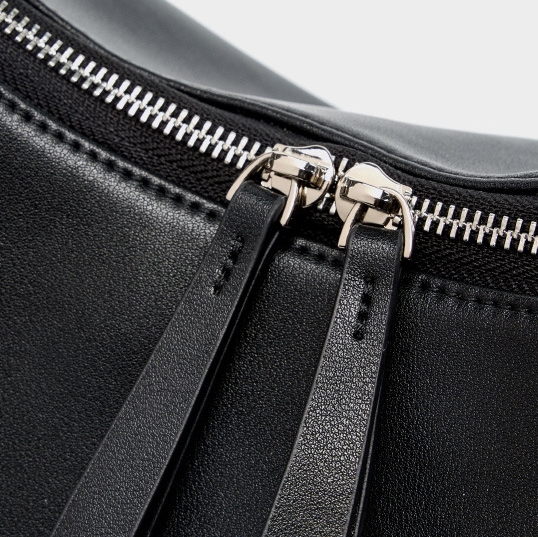 高級感たっぷり！•乳白|黒|2色•天然牛革トートバッグ •牛革シングルショルダーバッグ