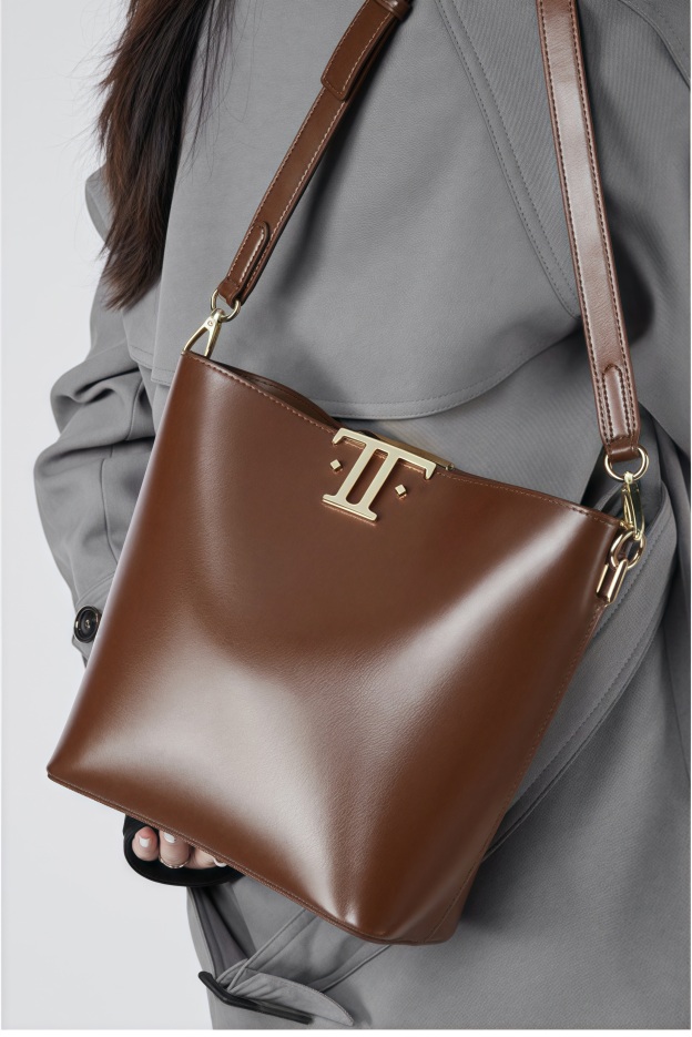 天然牛革斜ショルダーバッグ| 牛革肩掛けバッグ