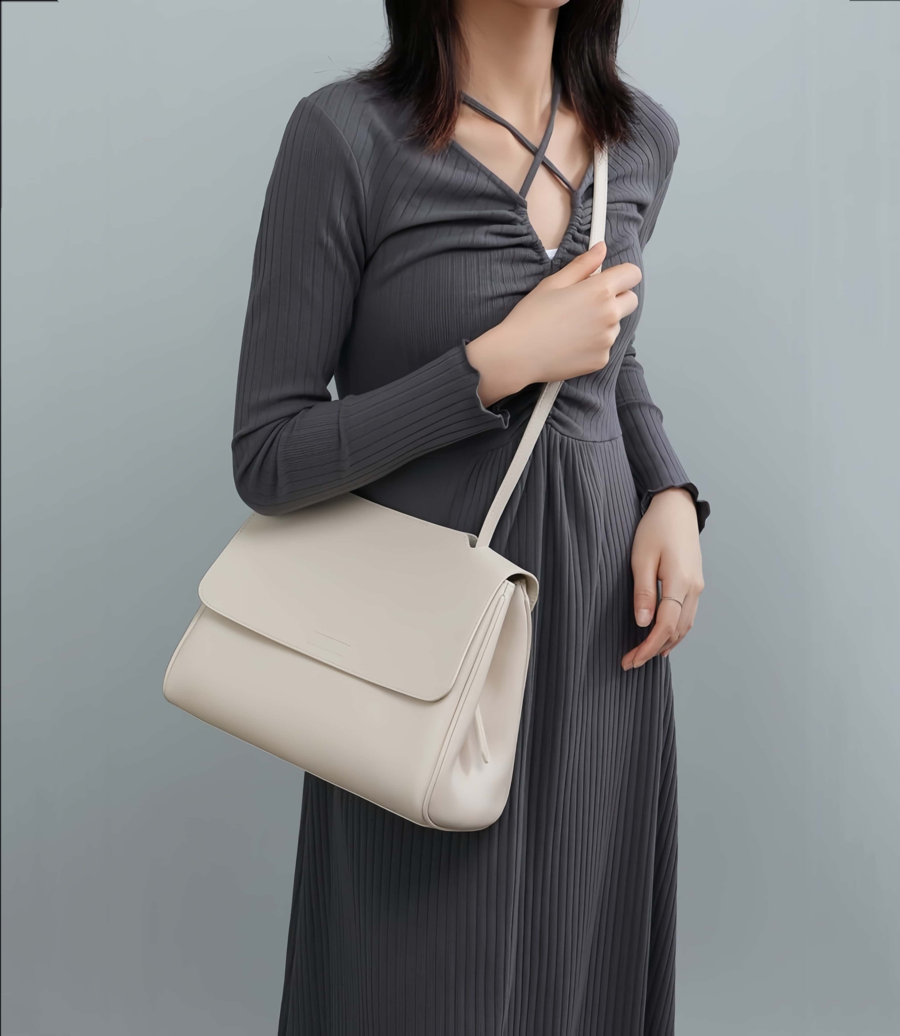 シンプルでレトロ ! •白|コーヒー|2色•3WAY•牛革ハンドバッグ•本革ショルダーバッグ