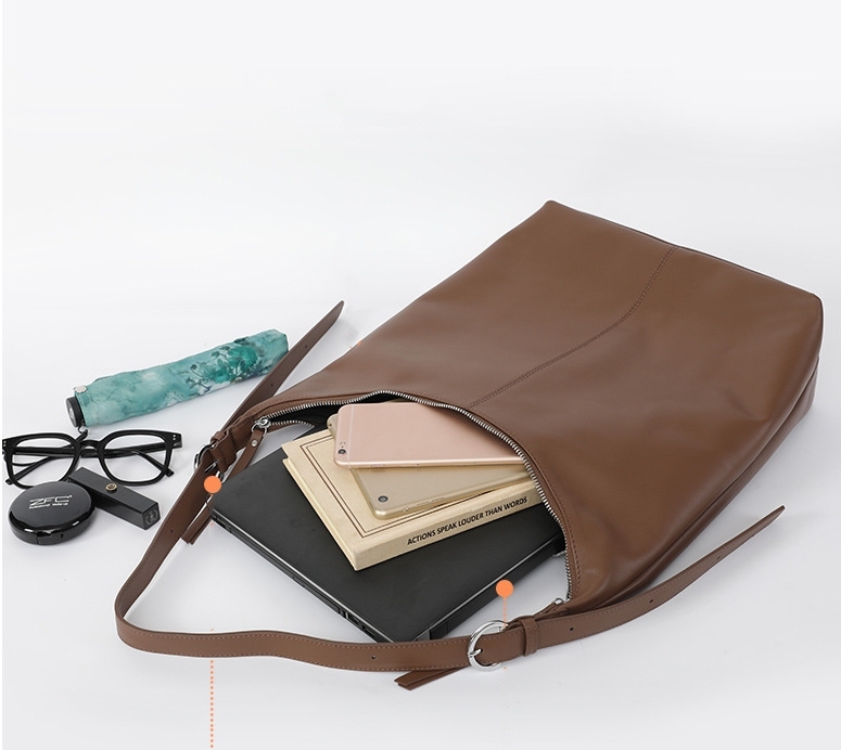 NEW ! •茶|黒|2色•上質な天然牛革斜ショルダーバッグ•牛革肩掛けバッグ• 