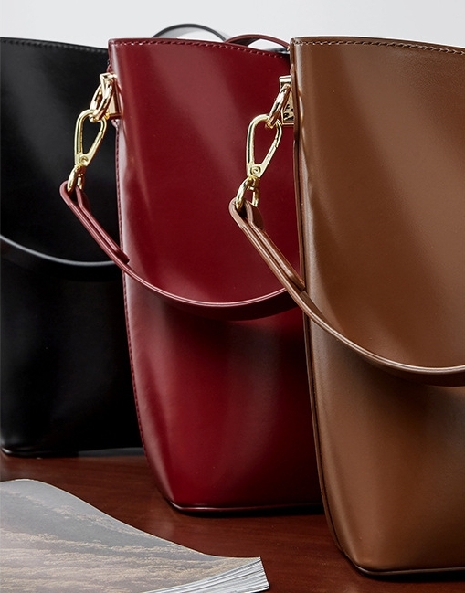 天然牛革斜ショルダーバッグ| 牛革肩掛けバッグ