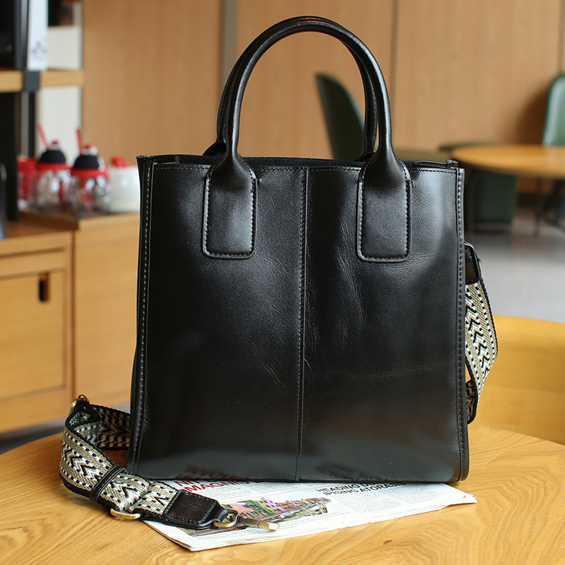 植物タンニン鞣しの牛革|ショルダーバッグ|ハンドバッグ|牛革トートバッグ