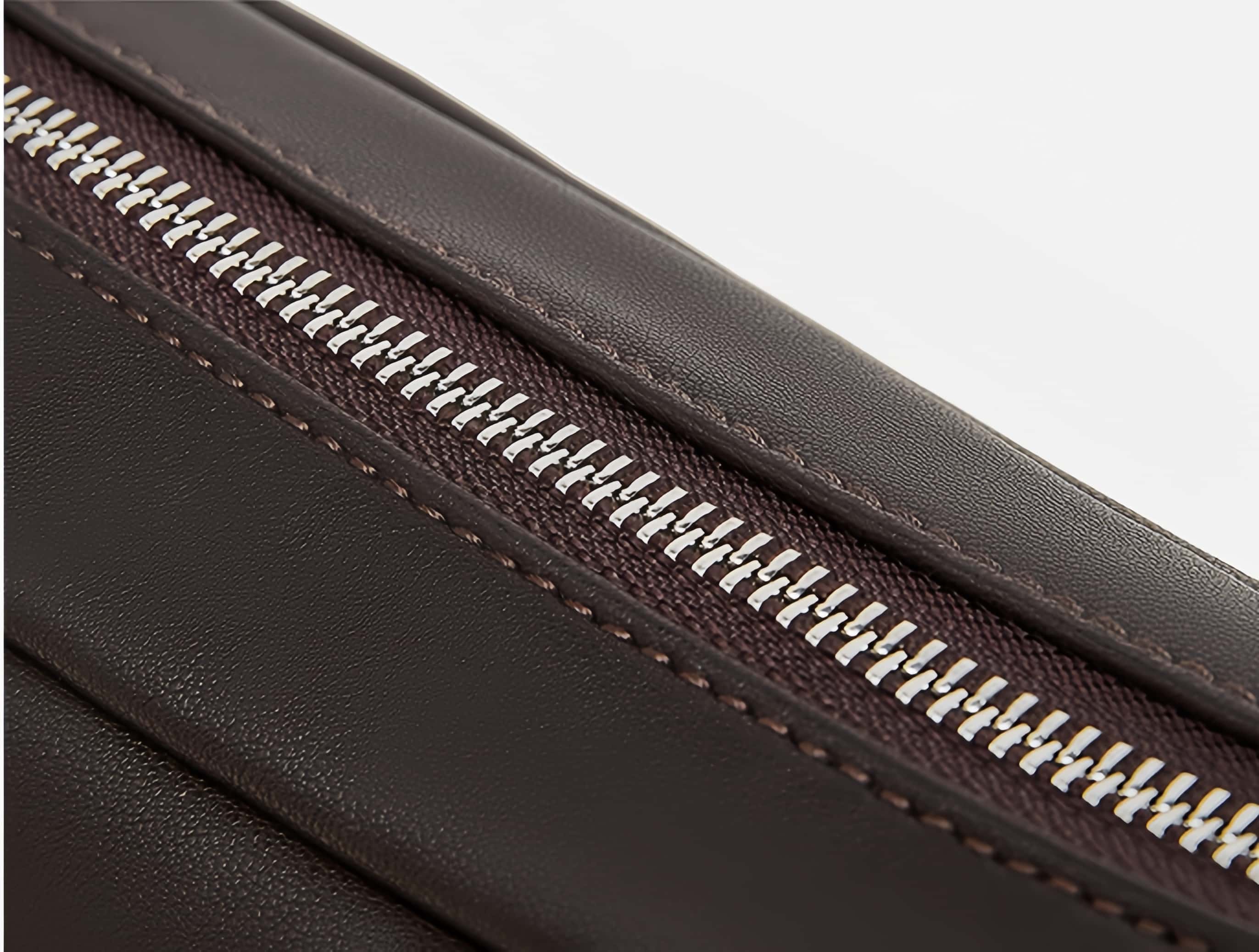 新発売！|ベージュ|黒|コーヒー|3色|牛革サコッシュ|牛革ショルダーバッグ|携帯ポーチ|牛革斜め掛けバッグ