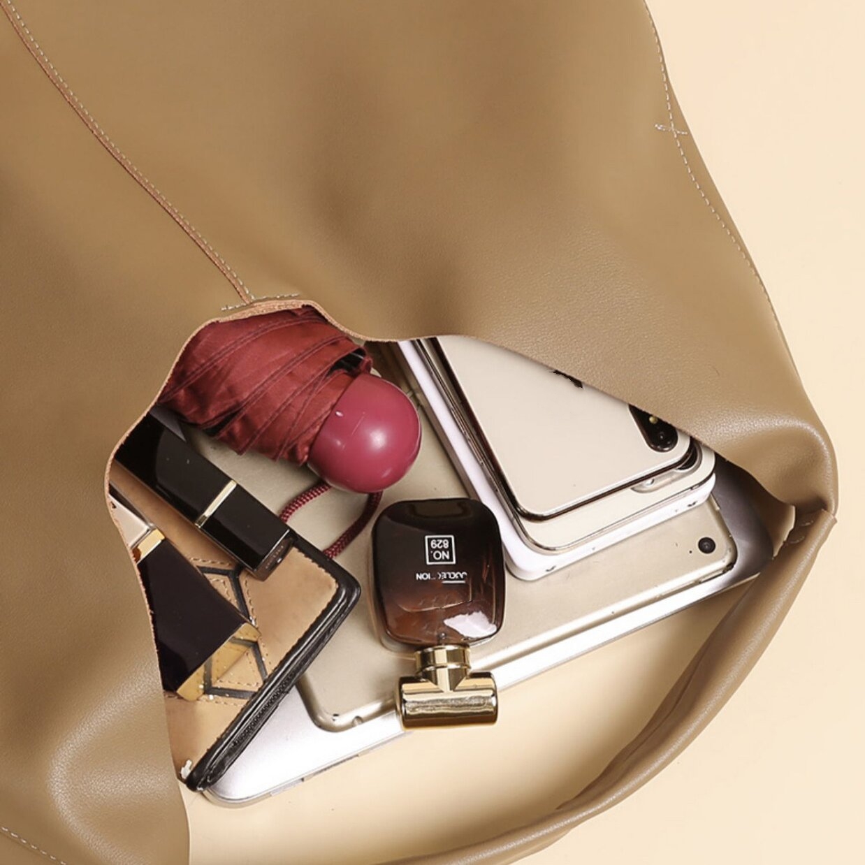 新作 ！•大容量•ソフトな天然牛革トートバッグ • 独立した内袋設計 