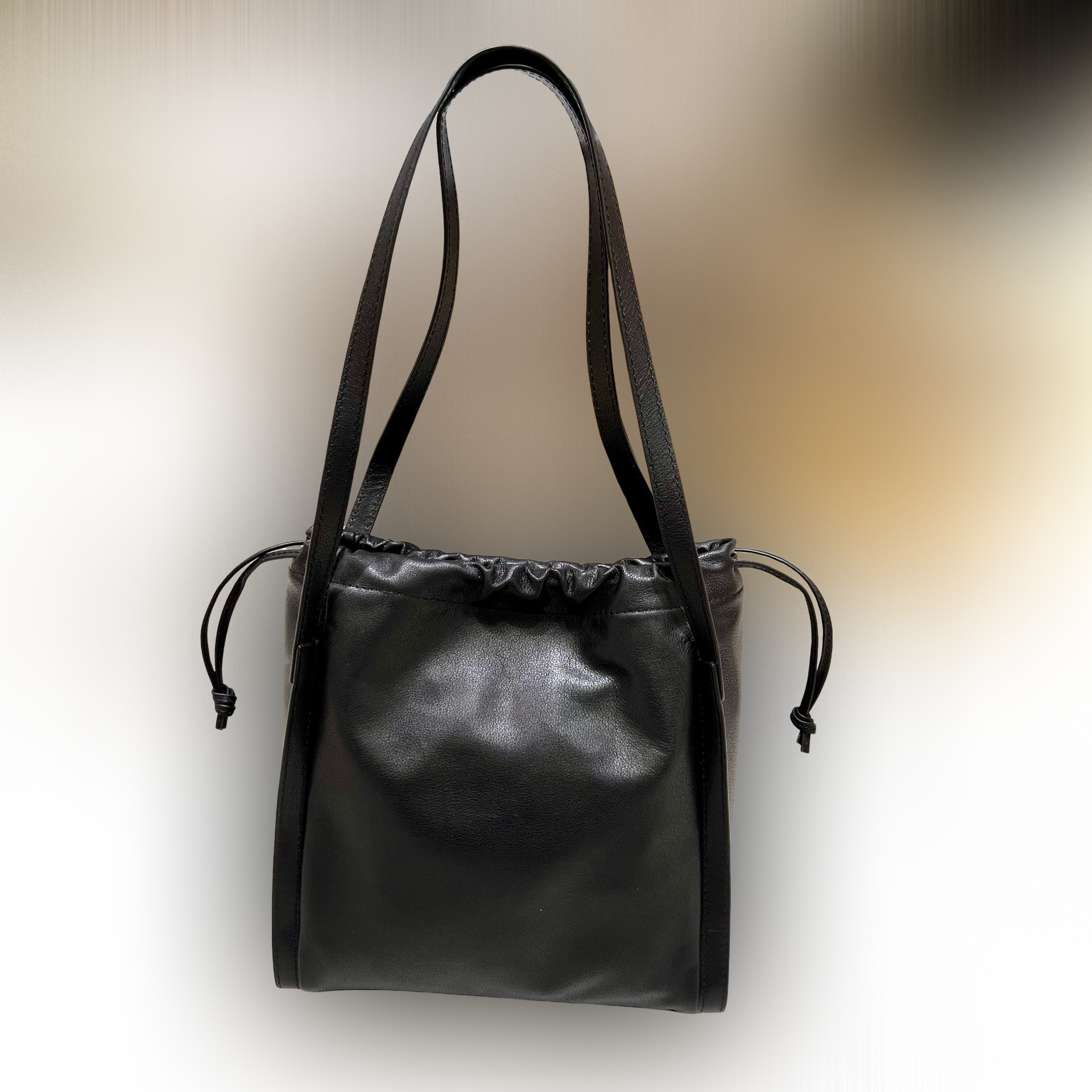 新発売！♦上質な天然牛革ハンドバッグ♦天然牛革トートバッグ