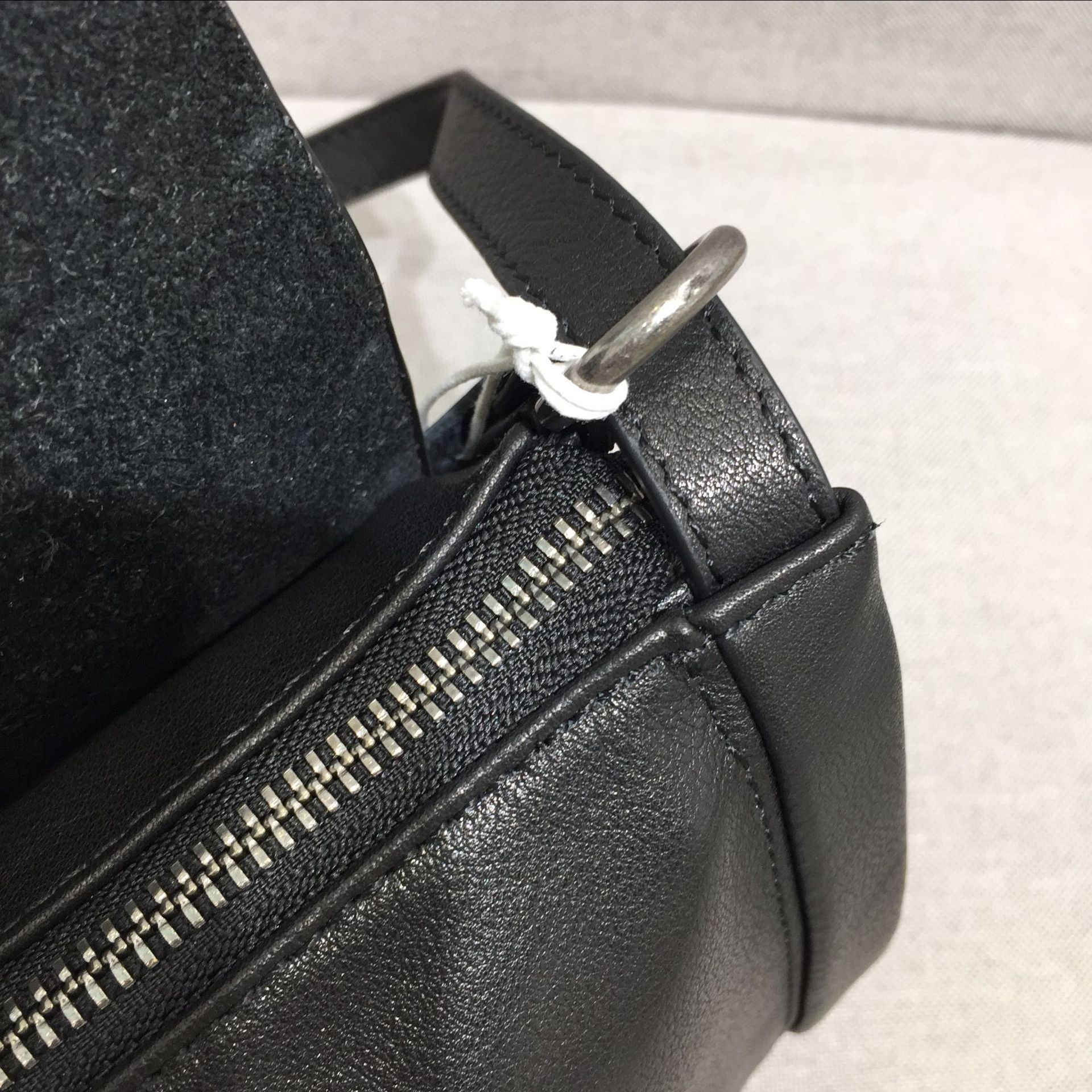 上質レザーバッグ|牛革斜め掛けバッグ|片肩バッグ|ショルダーバッグ