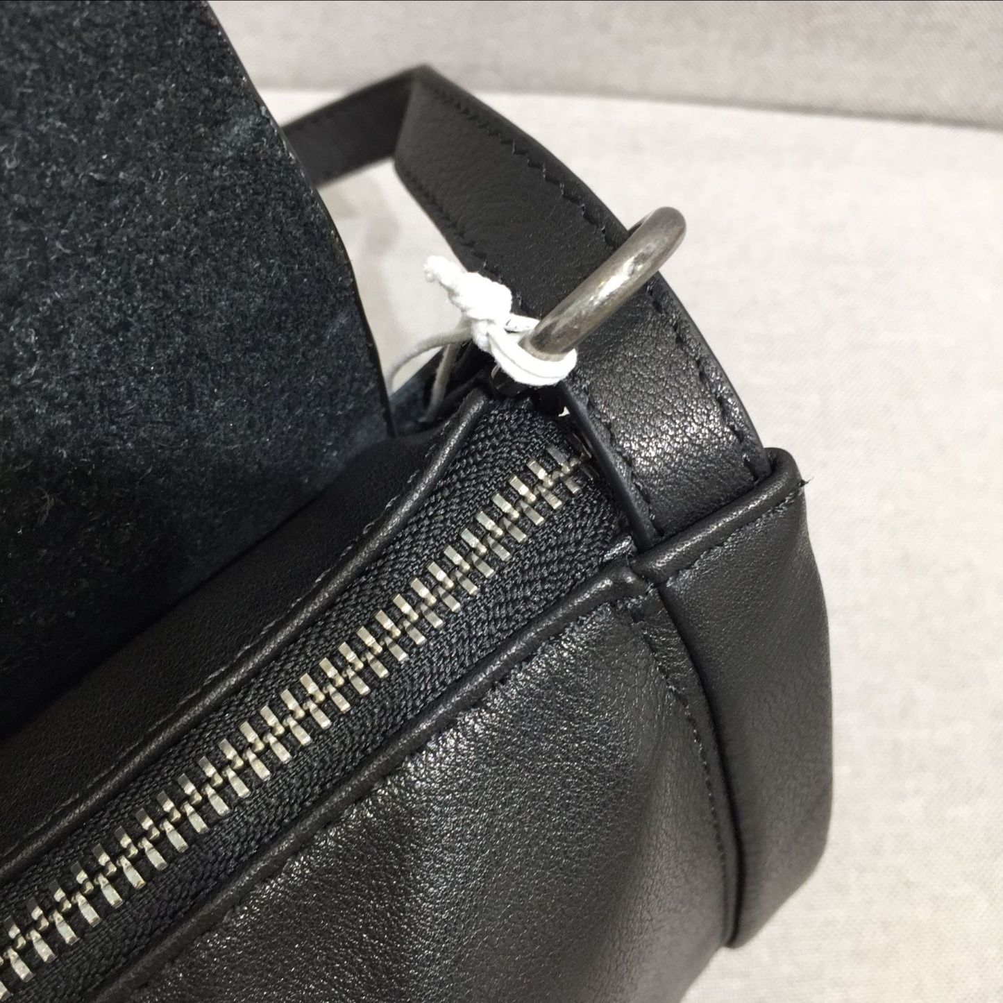 上質レザーバッグ|牛革斜め掛けバッグ|片肩バッグ|ショルダーバッグ