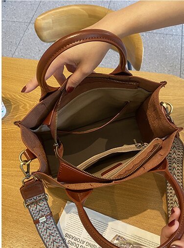 植物タンニン鞣しの牛革|ショルダーバッグ|ハンドバッグ|牛革トートバッグ 