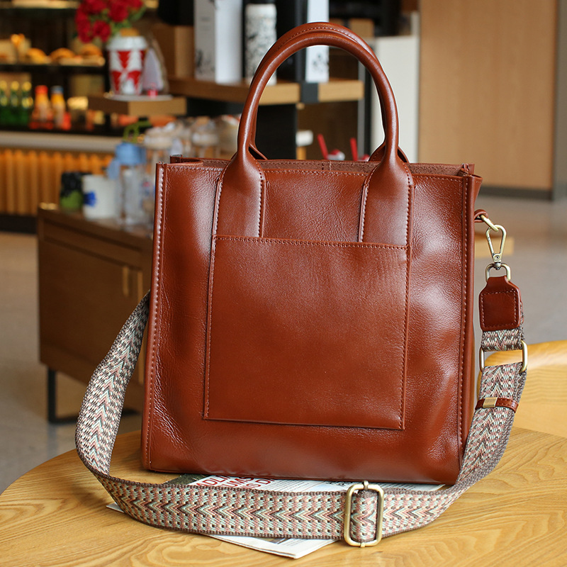 植物タンニン鞣しの牛革|ショルダーバッグ|ハンドバッグ|牛革トートバッグ 