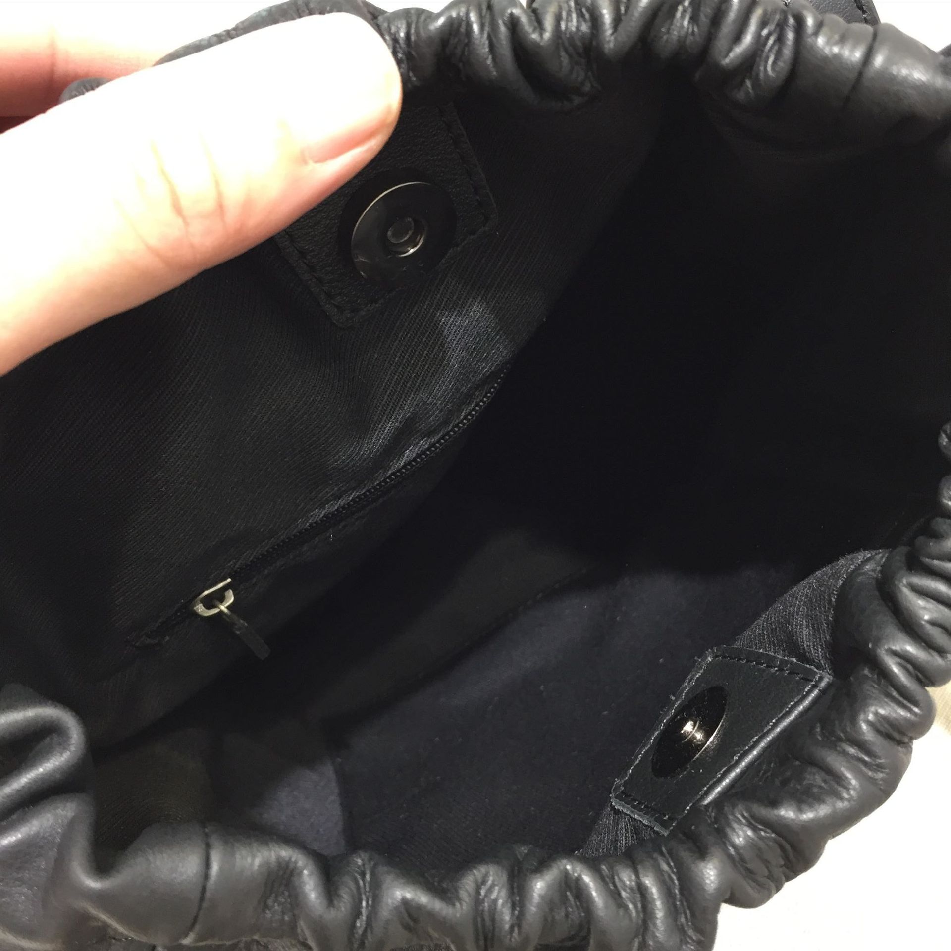 新発売！♦上質な天然牛革ハンドバッグ♦天然牛革トートバッグ