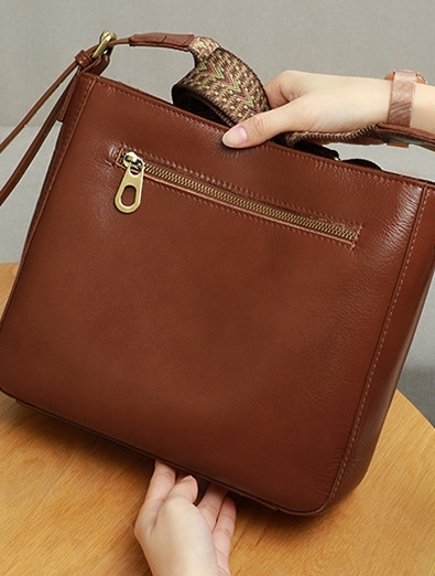 茶|カラメル|黒|3色•植物鞣し天然牛革ショルダーバッグ•牛革肩がけかばんバッグ