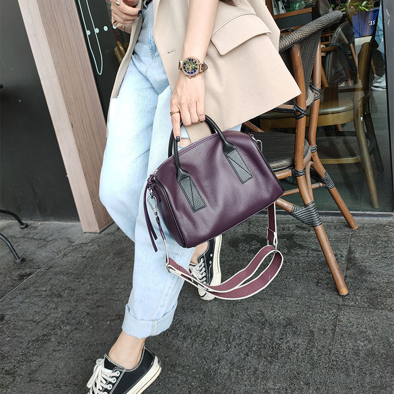 厳選された牛革ボストンバッグ