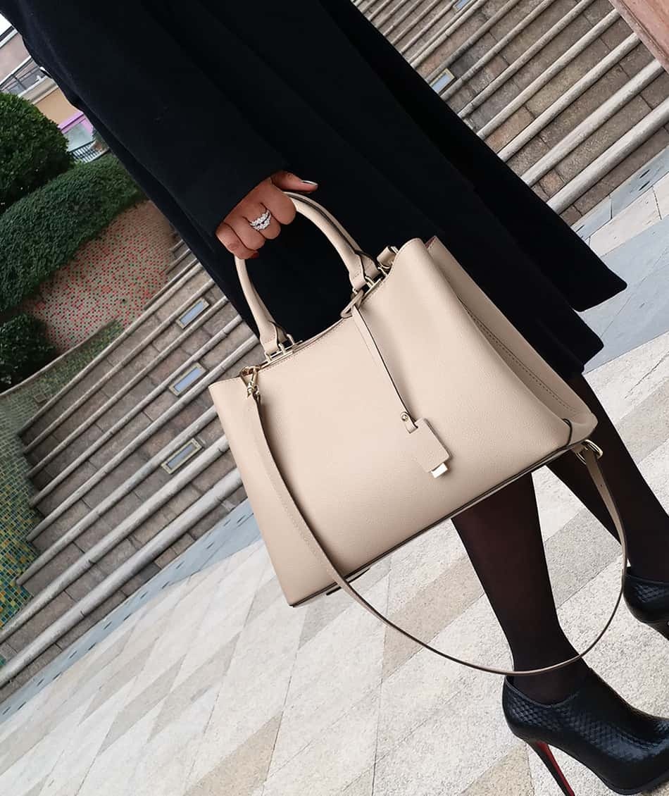 牛革エレガントトートバッグ