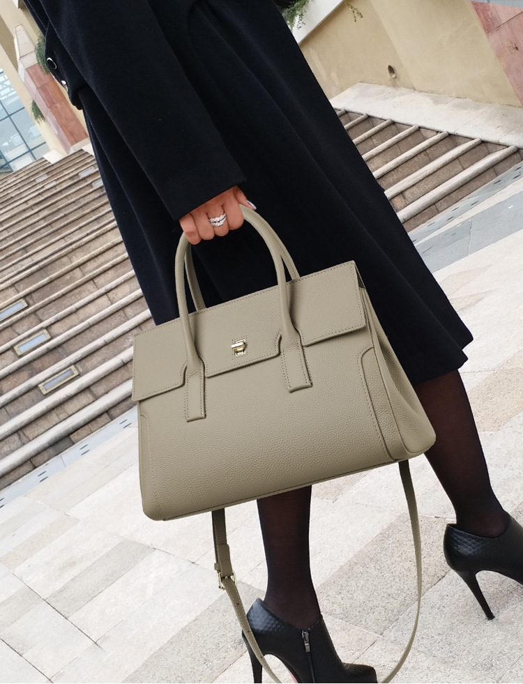 上質牛革 2WAY多機能トートバッグ|A4書類対応