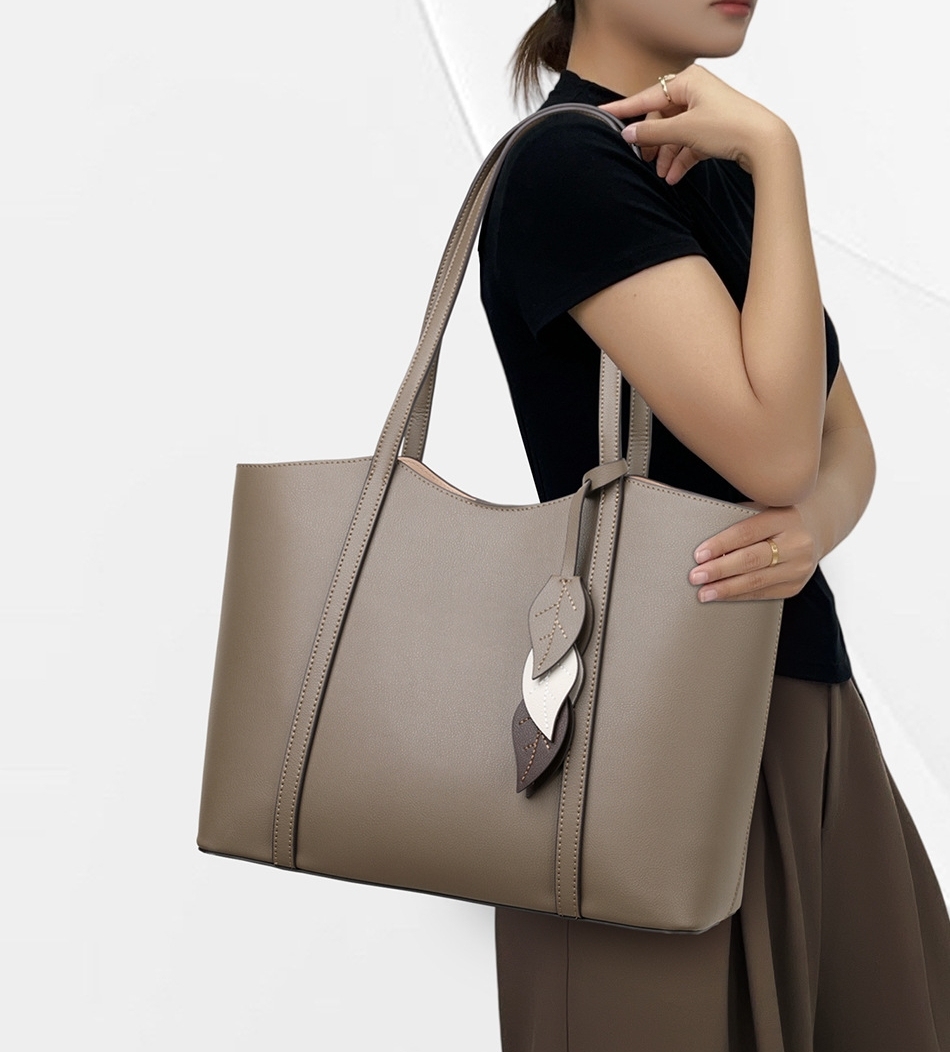 通勤に最適大容量牛革トートバッグ 