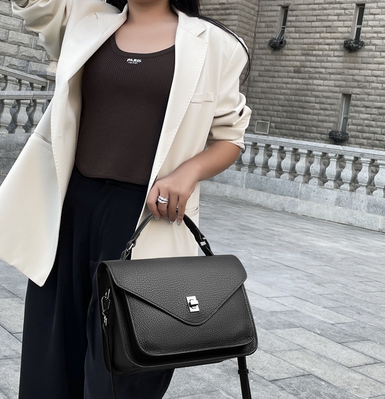 高級牛革メッセンジャー2WAYバッグ