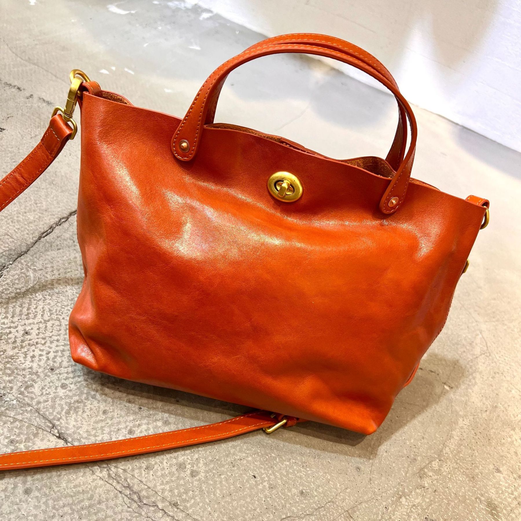 2way牛革斜め掛けバッグ