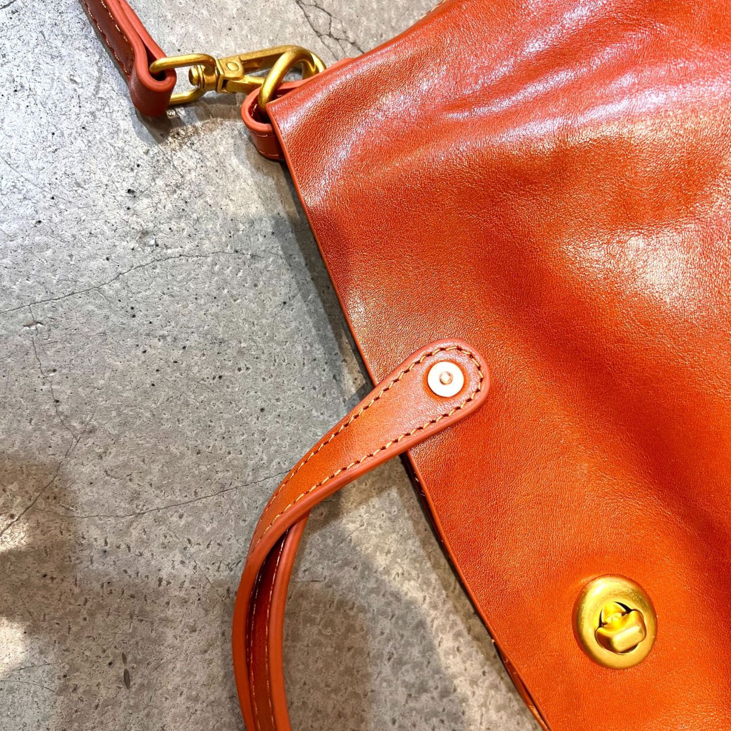 2way牛革斜め掛けバッグ